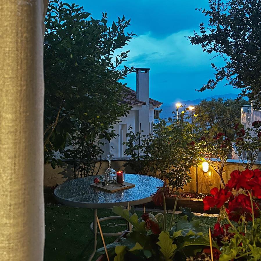 Apartamento Secret Garden Kavala Exterior foto